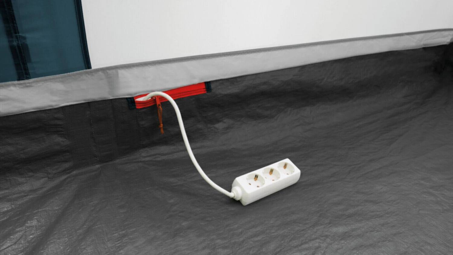 Easy Camp Palmdale 600 Lux Tent 15 Easy Camp Palmdale 600 Lux Tent - Image 15